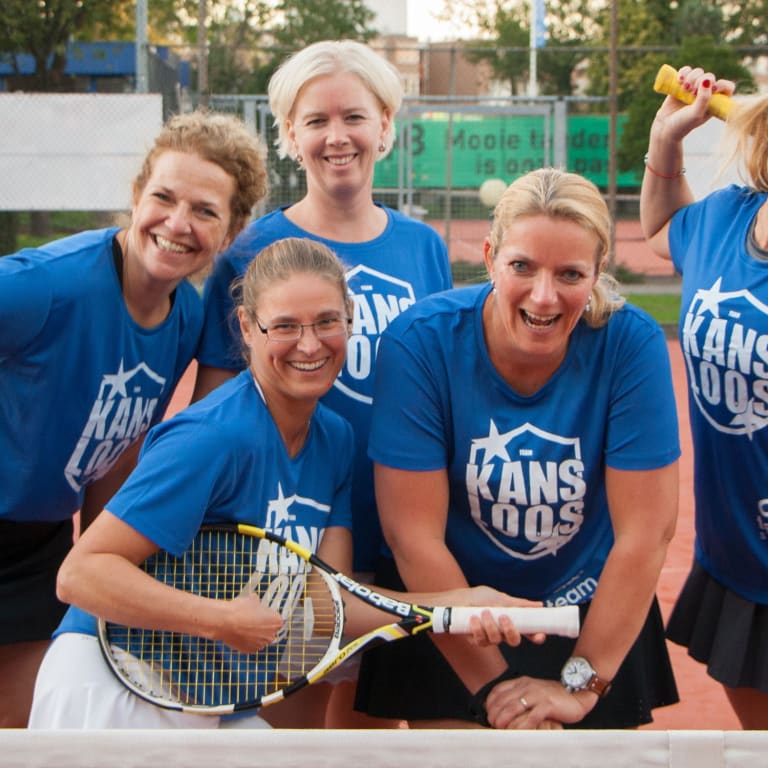 tshirt de tennis personnalisé