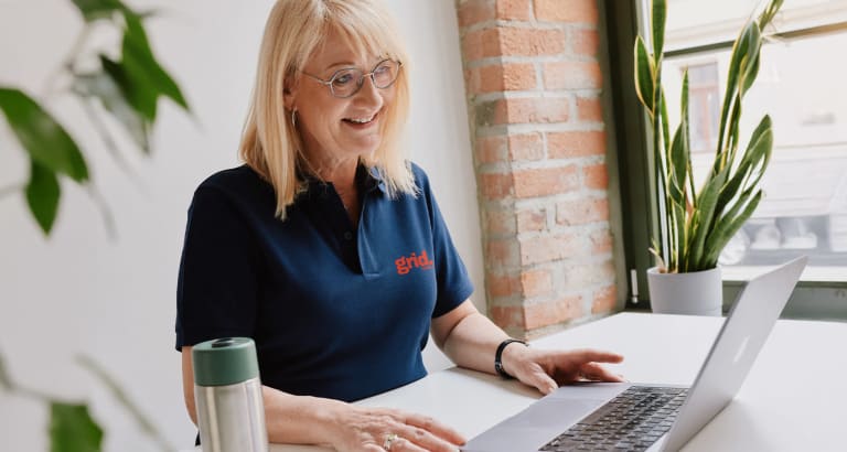 T-shirts et vêtements avec votre logo