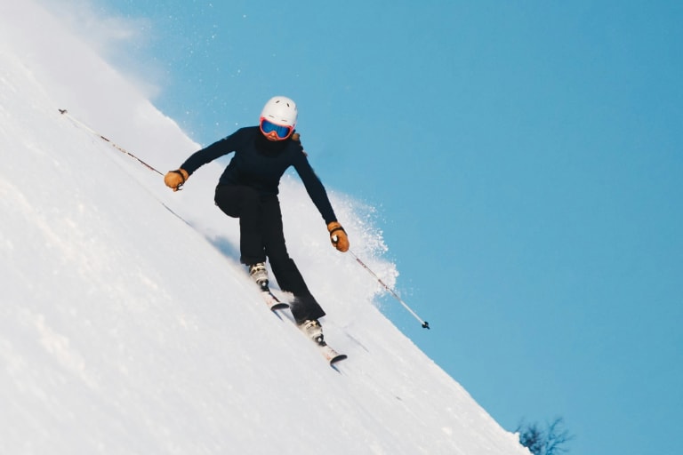Virage fluide en ski