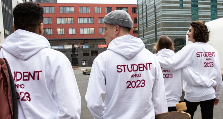 Studentertøj 2025
