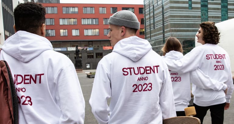 Studentertøj 2023