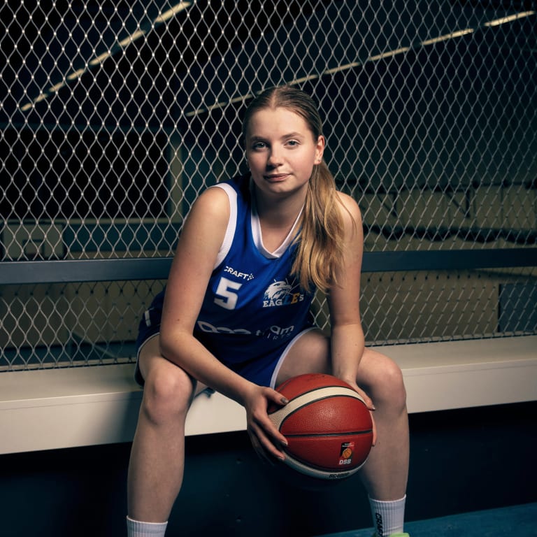 Basketball Trikot mit eigenem Logo gestalten
