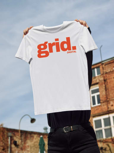 shirt met bedrijfslogo grid
