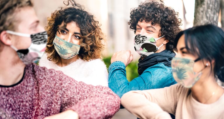 Stoffmasken bedrucken allein und im Team