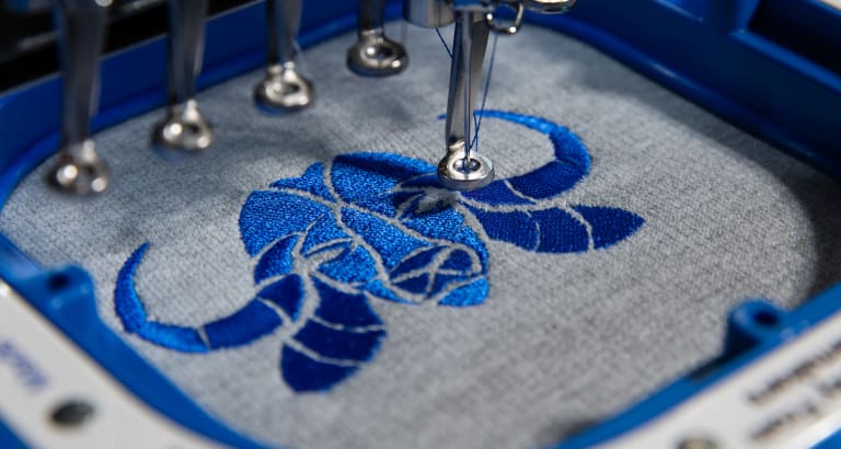 Shirts, Truien en Kleding borduren