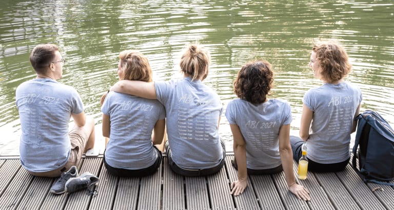 Abi-Crew mit Abishirts 2021