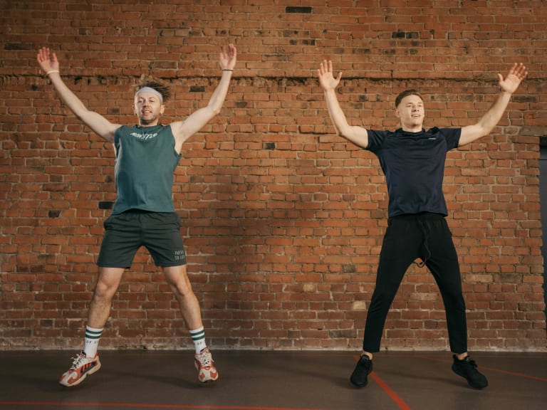 cardio jumping jacks à la maison