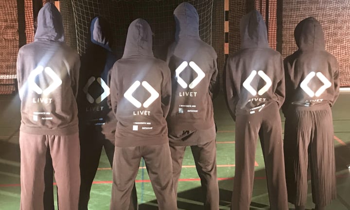Design hotsell team sweatshirts