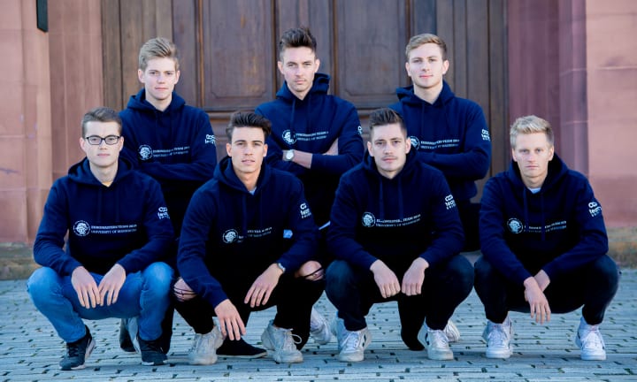 La Team Euromaster de l'Université de Mannheim et leurs sweats personnalisés