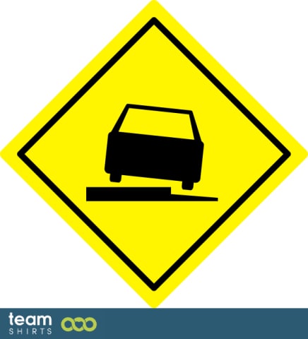 Panneau de signalisation Faible épaules