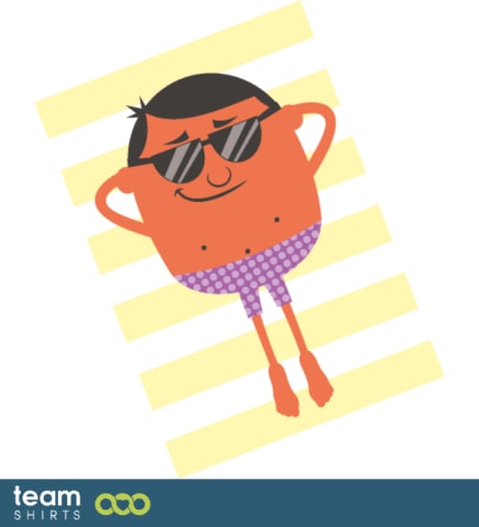 Homme baignant le soleil