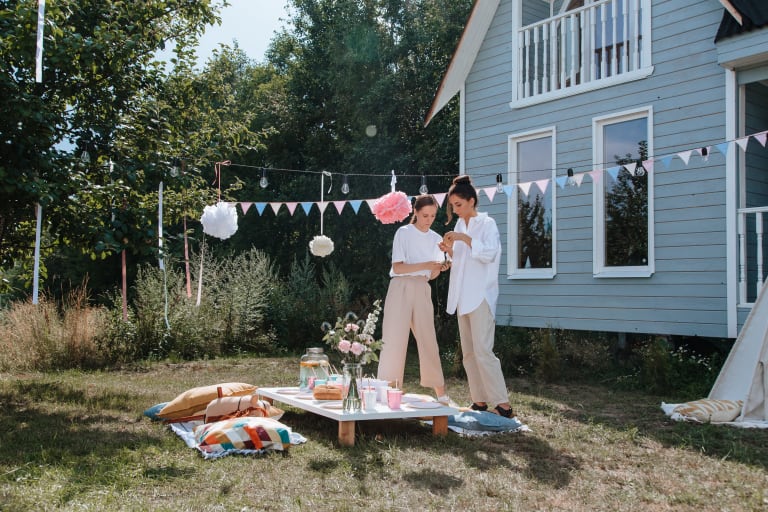 vacances à la maison, fête d'été dans le jardin