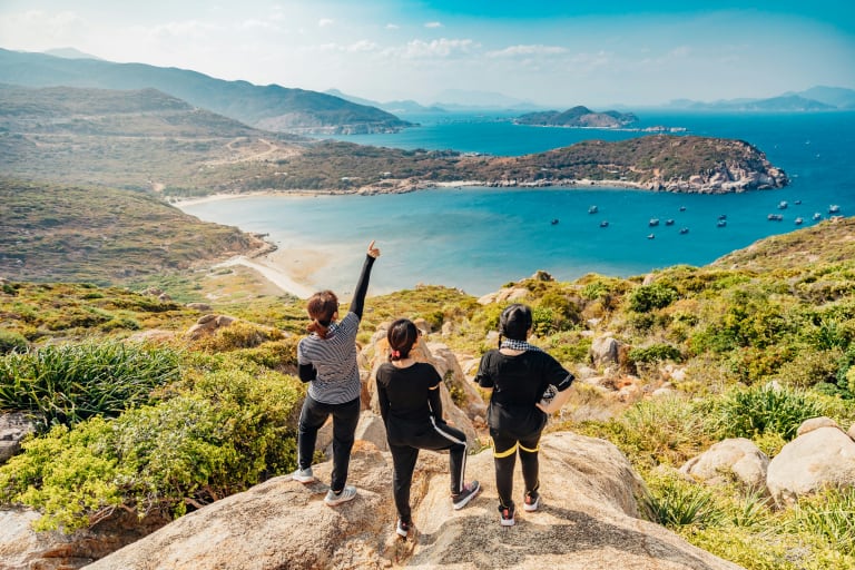 voyage en groupe, vacances entre amis