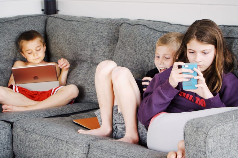 mehr familienzeit tipps, kinder an smartphones