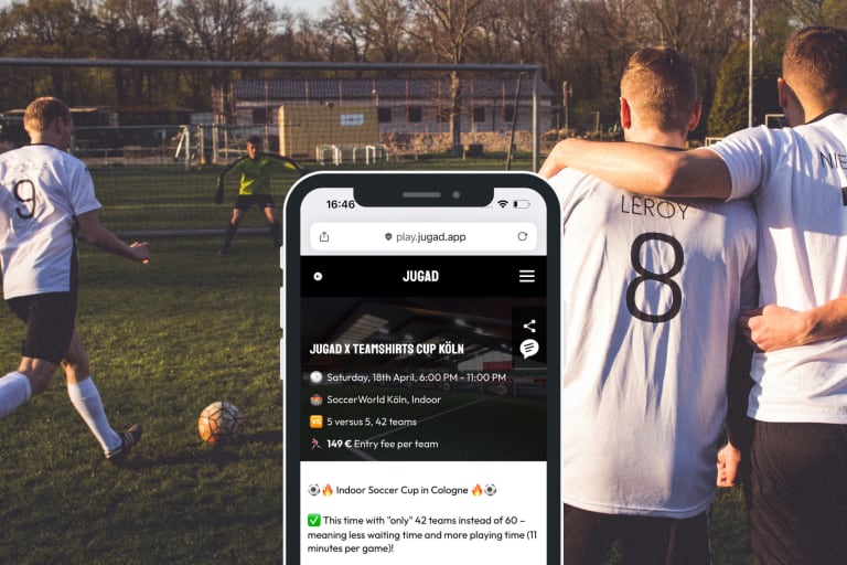jugad x cup köln, fußballteam und smartphone mockup mit anmeldung