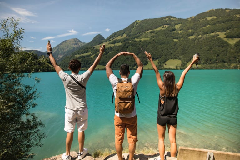 partir en vacances entre amis en toute sérénité